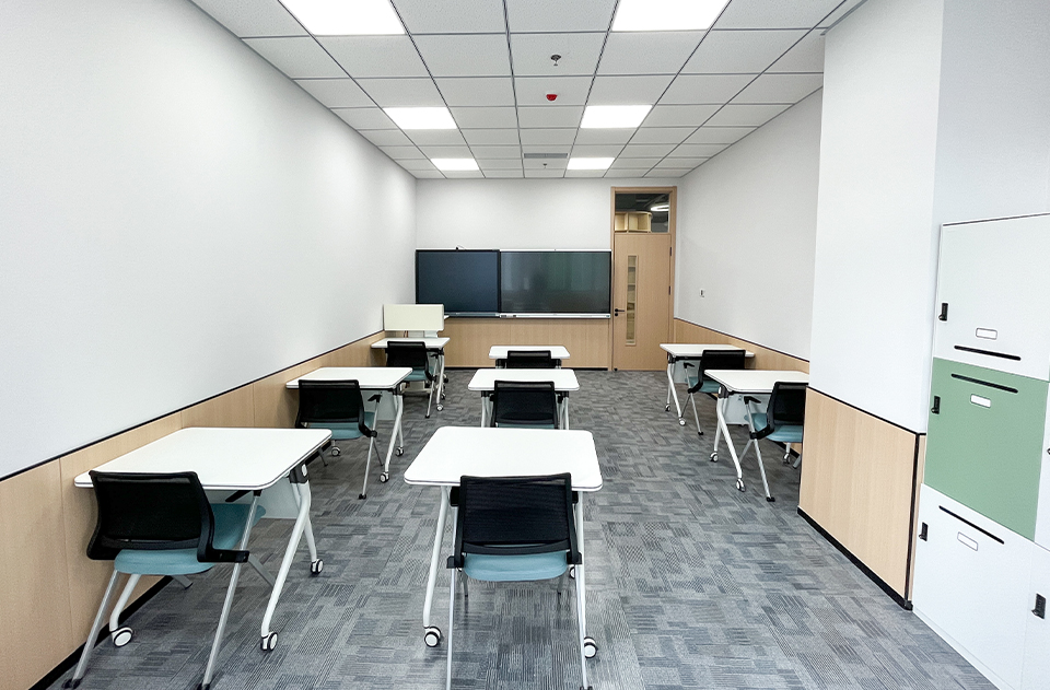 Jinqiu International - Classroom