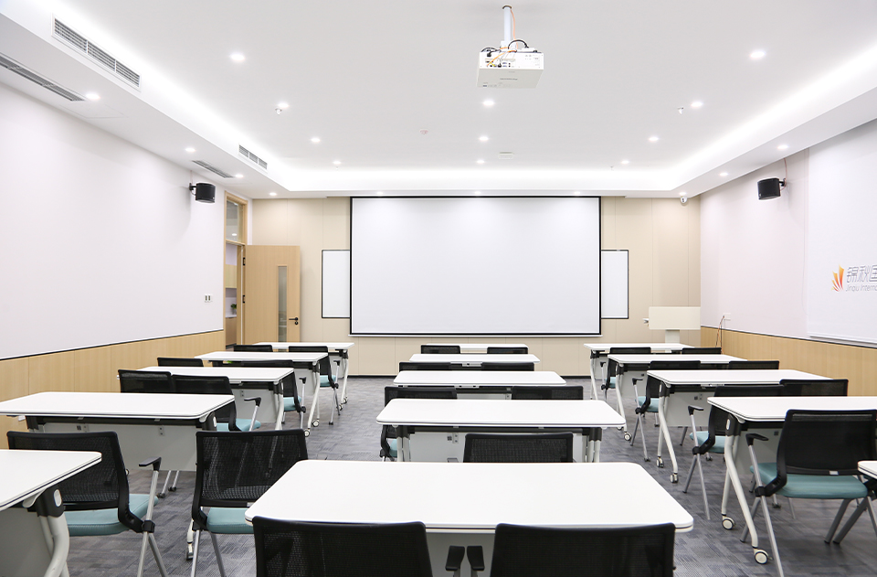 Jinqiu International - Classroom
