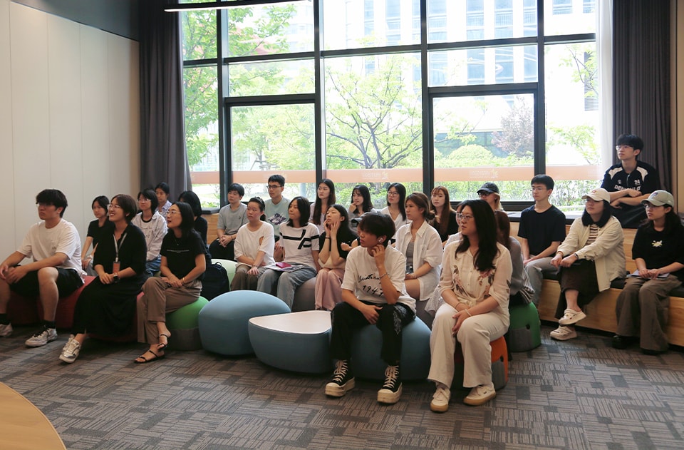 Jinqiu International One-and-a-Half-Year Program